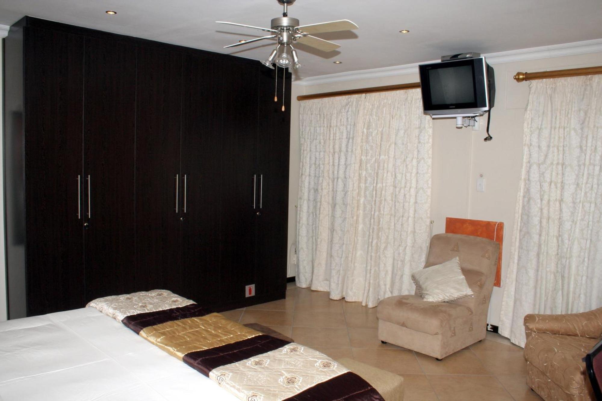 Lumley'S Place Guesthouse Pniel 외부 사진